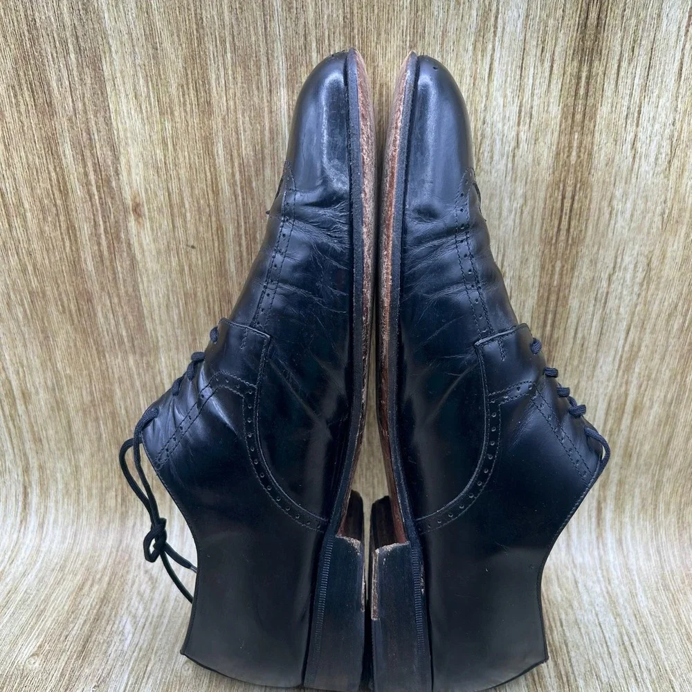 Salvatore Ferragamo Wingtip Oxford Men's 10.5 D Black Leather Brogue Italy 15699